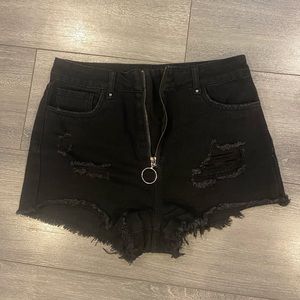 Black ripped jean shorts! Perfect length to stay cool and stylish Size: M